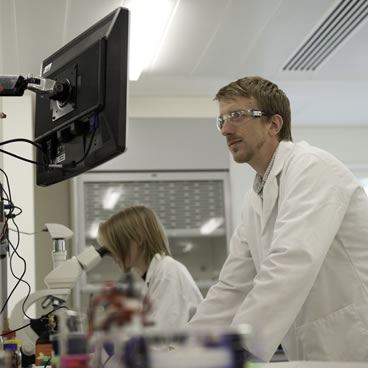 Pioneering nutrition and respiratory research