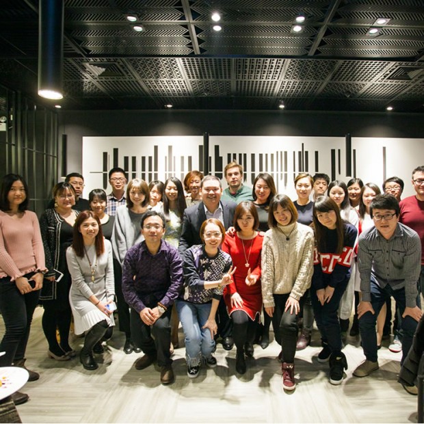 Alumni branches flourish in China